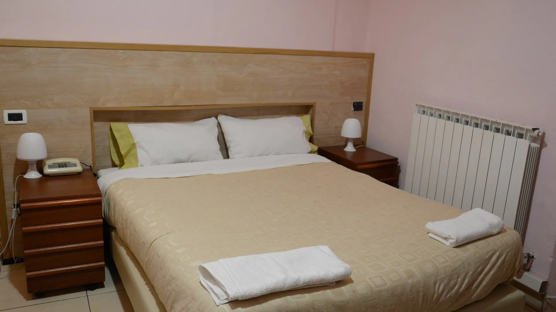 Hotel Albergo Royal Genoa