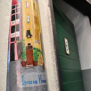 Ipazia House Genova